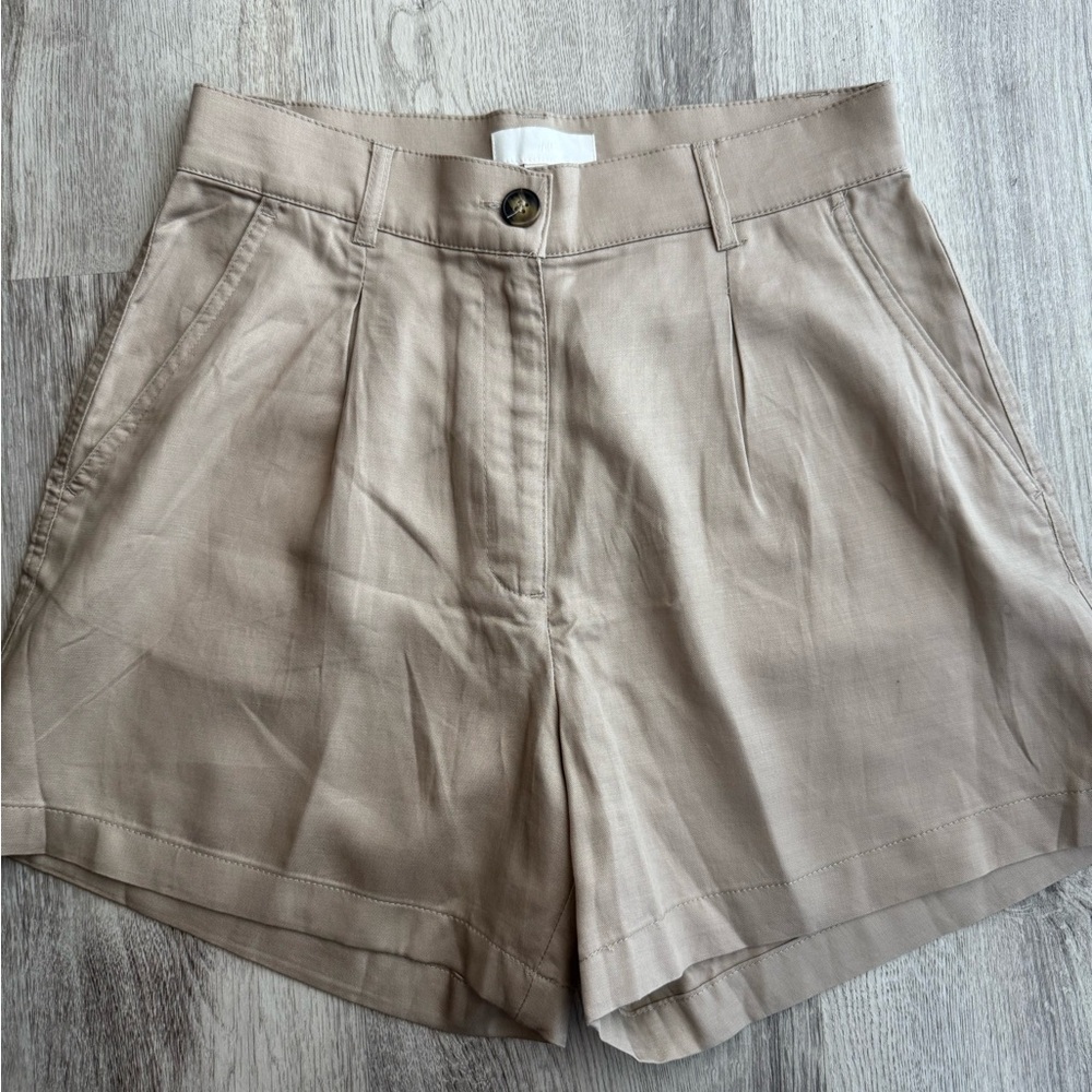 Women's Tan Shorts
